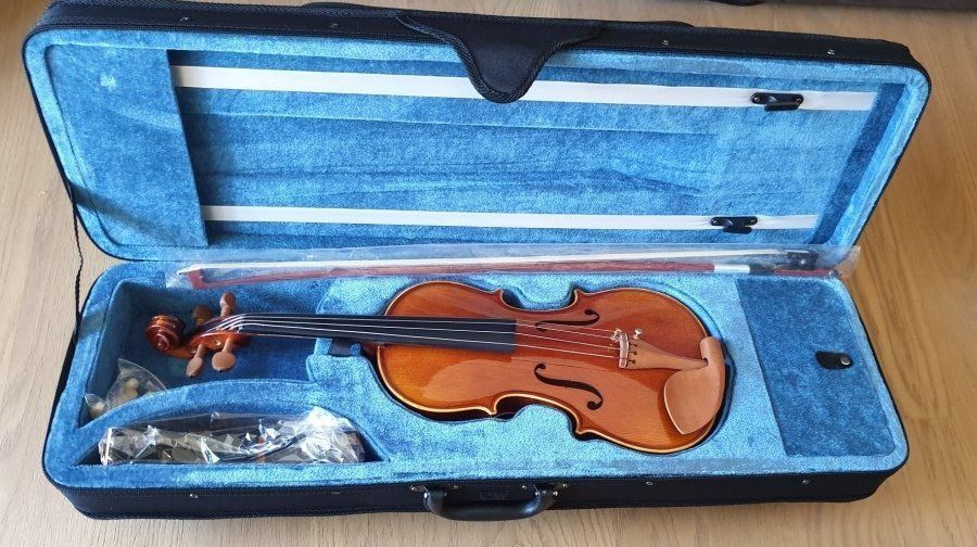 Instruments de musique: Violine – Neuf avec emballage d'origine à Chur par P0WER