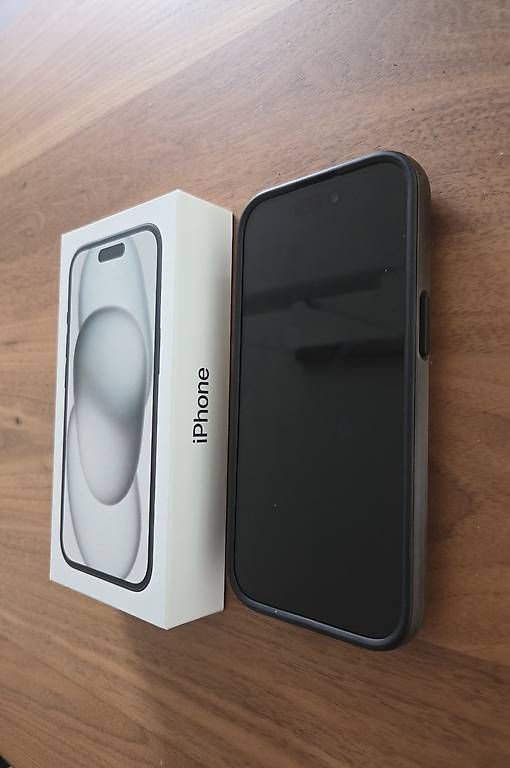 Portables: iPhone 15, 256GB  – D'occasion à Bellmund par Nimu03 3