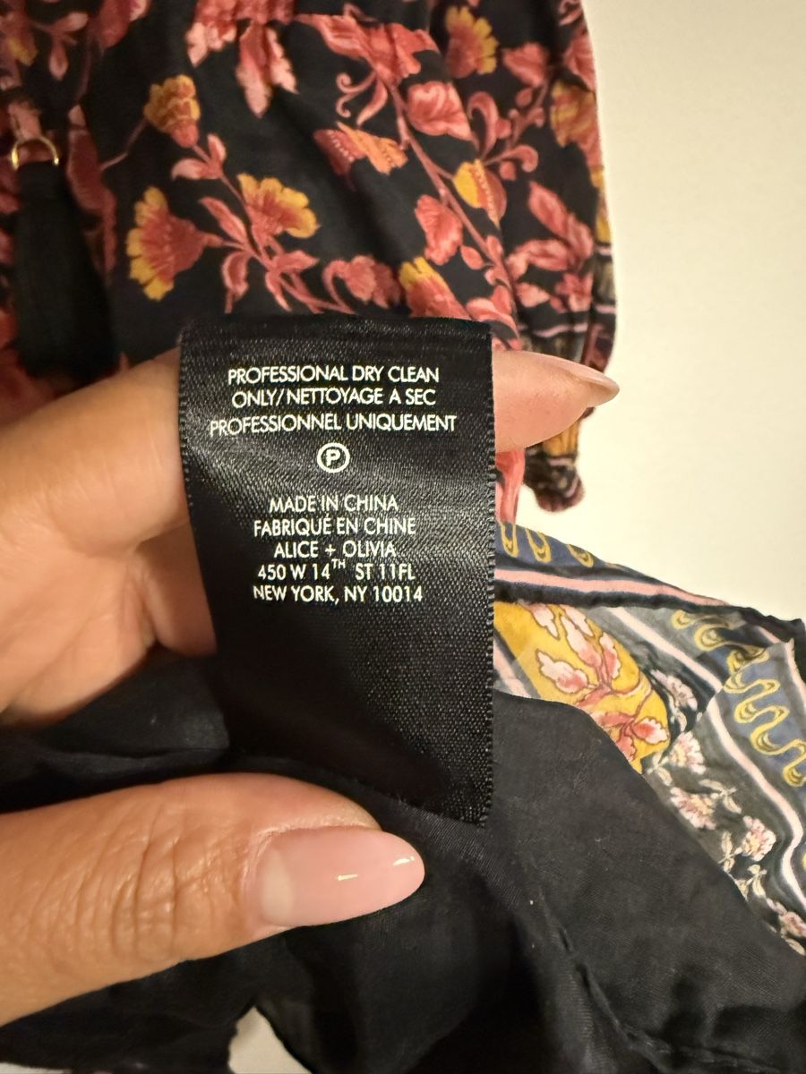 Kleider: Alice+Olivia Kleid, Gr. M, Blumenmuster – Gebraucht aus Stäfa von buecher10 8