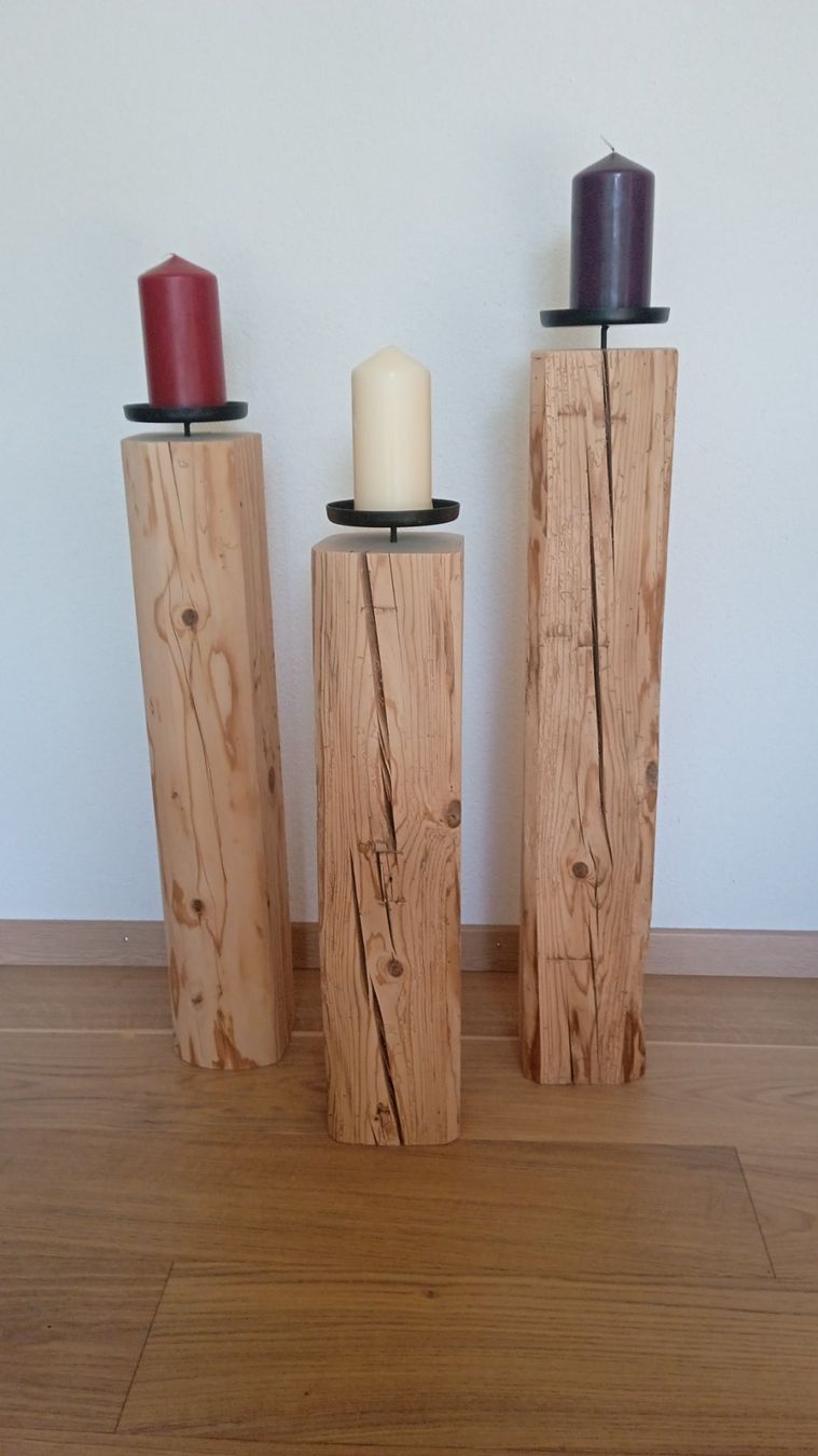 Holzartikel: Schöne Altholzbalken mit Kerzenhalter – Neu (gemäss Beschreibung) aus Widnau von ForViolin
