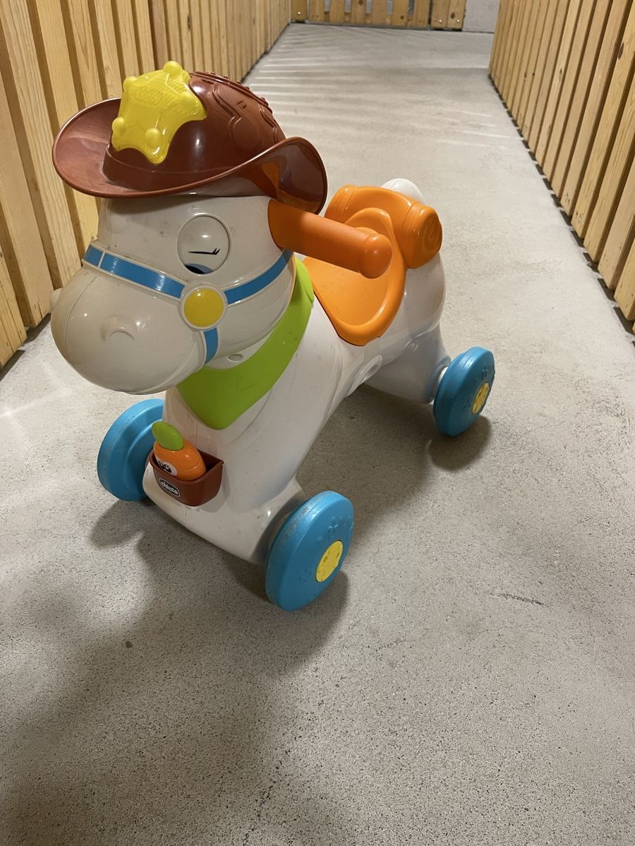 Chicco Altre altalene da giardino: Chicco Schaukelpferd "Rodeo" – Usato da Suhr venduto da RIE83