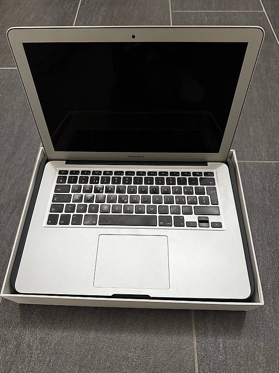 Apple Notebook: Macbook Air (2015) inkl. Apple Mouse – Usato da Thalwil venduto da SeileSve 1