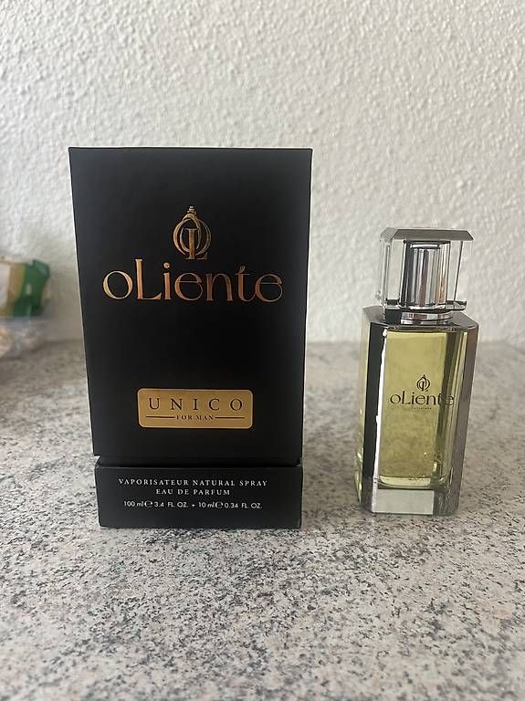 Parfums & Eau de Toilette: oLiente UNICO for Man edp 100ml – D'occasion à Frenkendorf par autodiscount4123 1