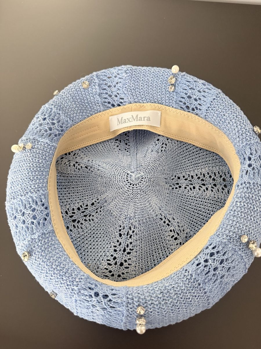 Max Mara Copricapi, berretti & cappellini: Max Mara Embellished Knitted Beret – Nuovo (secondo la descrizione) da Lugano venduto da fer_ckb9 4
