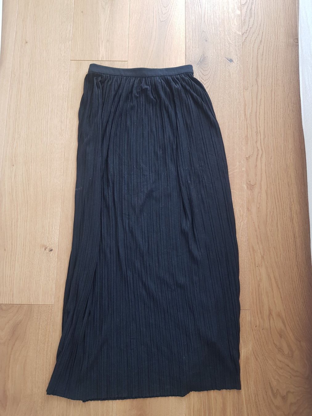 Gonne: Maxi Rock von Theory Grösse S – Usato da Eschenbach SG venduto da SanFranciscoCalifornia