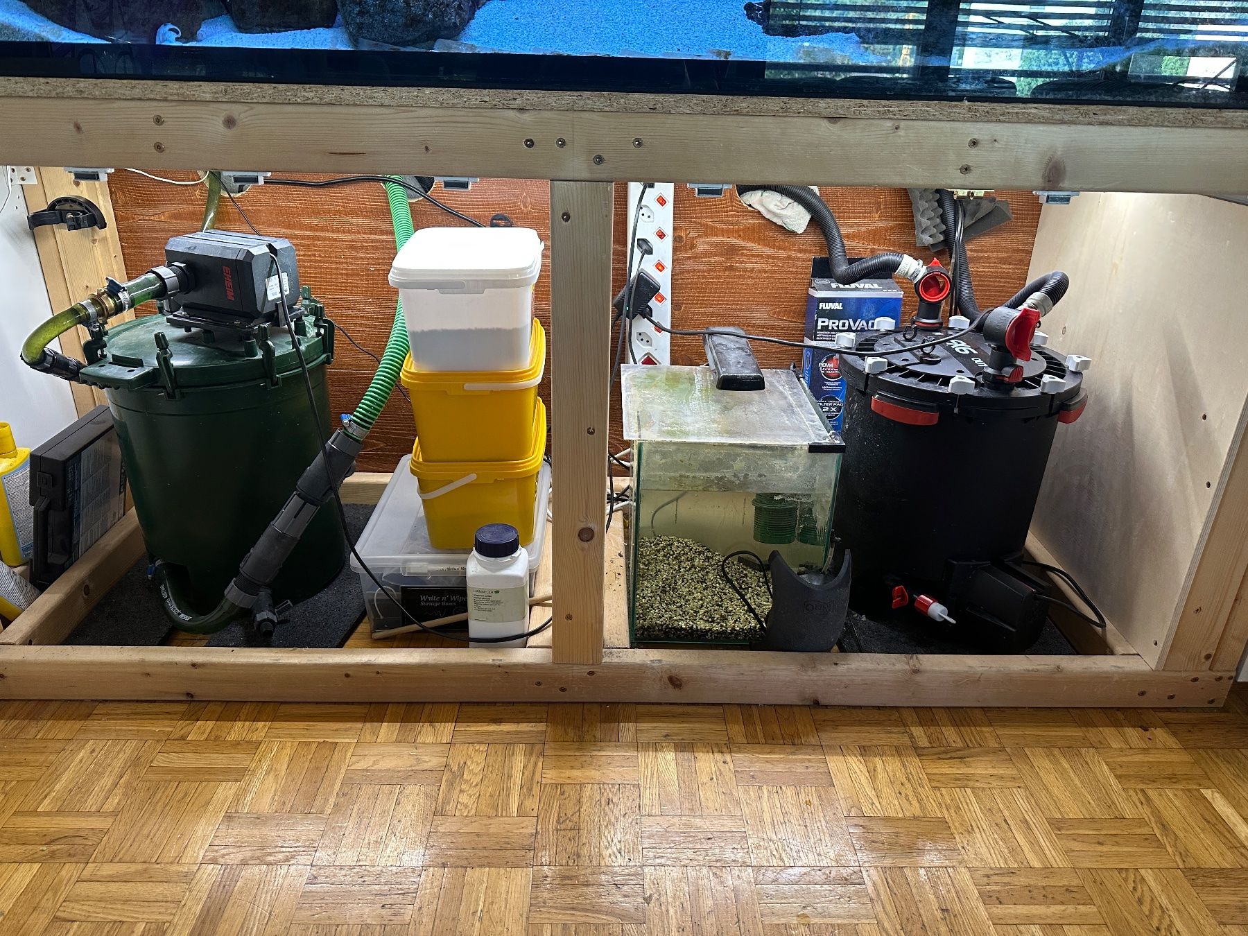 Acquari: Aquarium XXL 810L Complet + Fluval FX6 & Eheim – Usato da Conthey venduto da YvesLoo 4