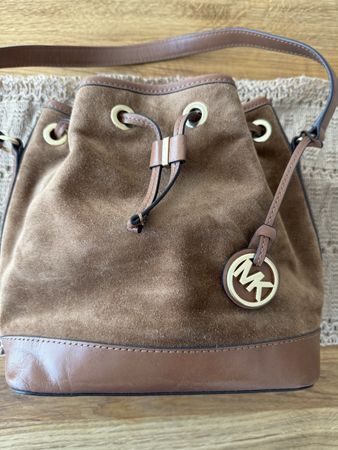 Michael Kors Beuteltasche braun Wildleder guter Zustand