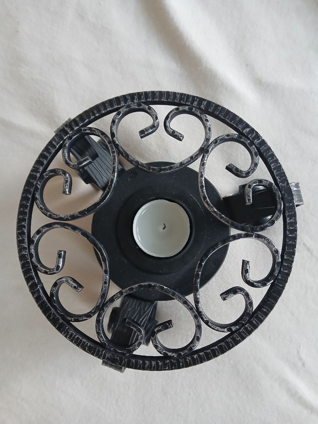 Portacandele: Metal Tealight Candle Holder Stand – Usato da Dübendorf venduto da rol_fm6d