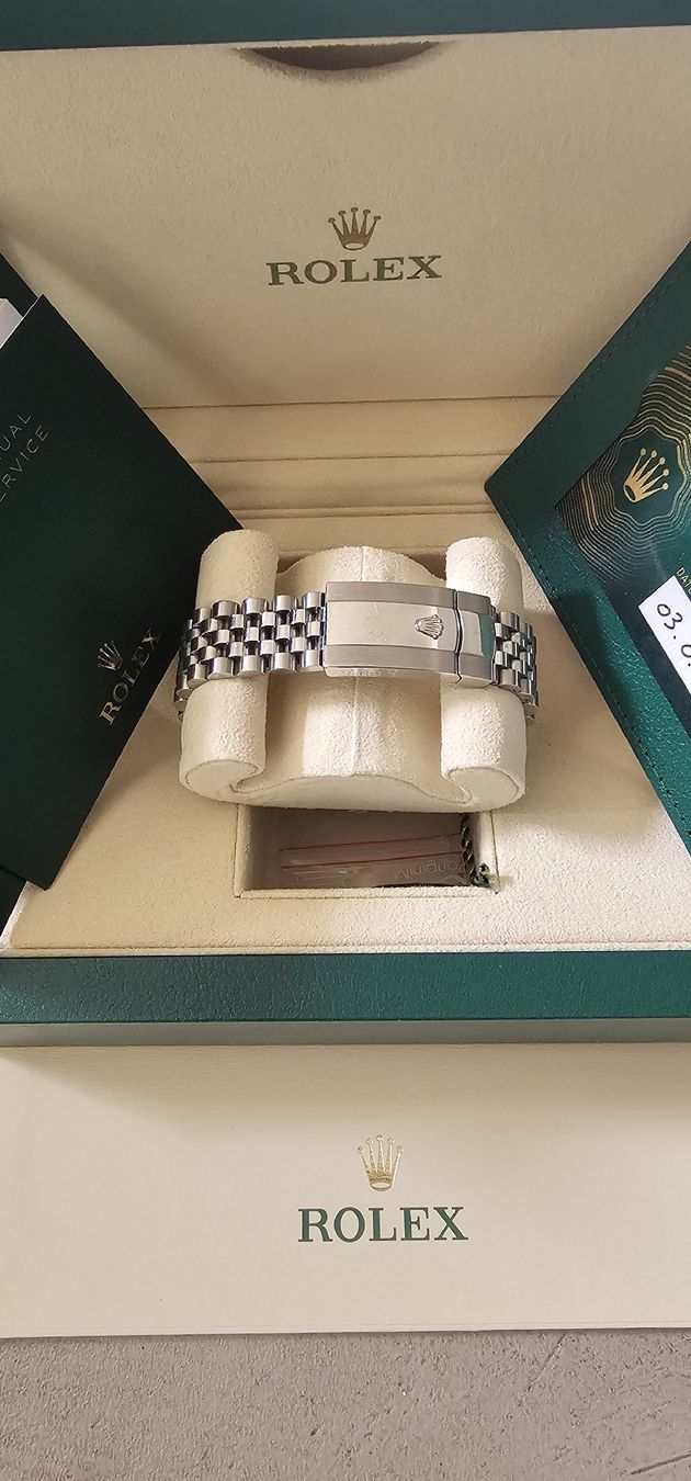 Rolex Orologi: rolex datejust 41 mm – Usato da St-Prex venduto da N.stnr 1