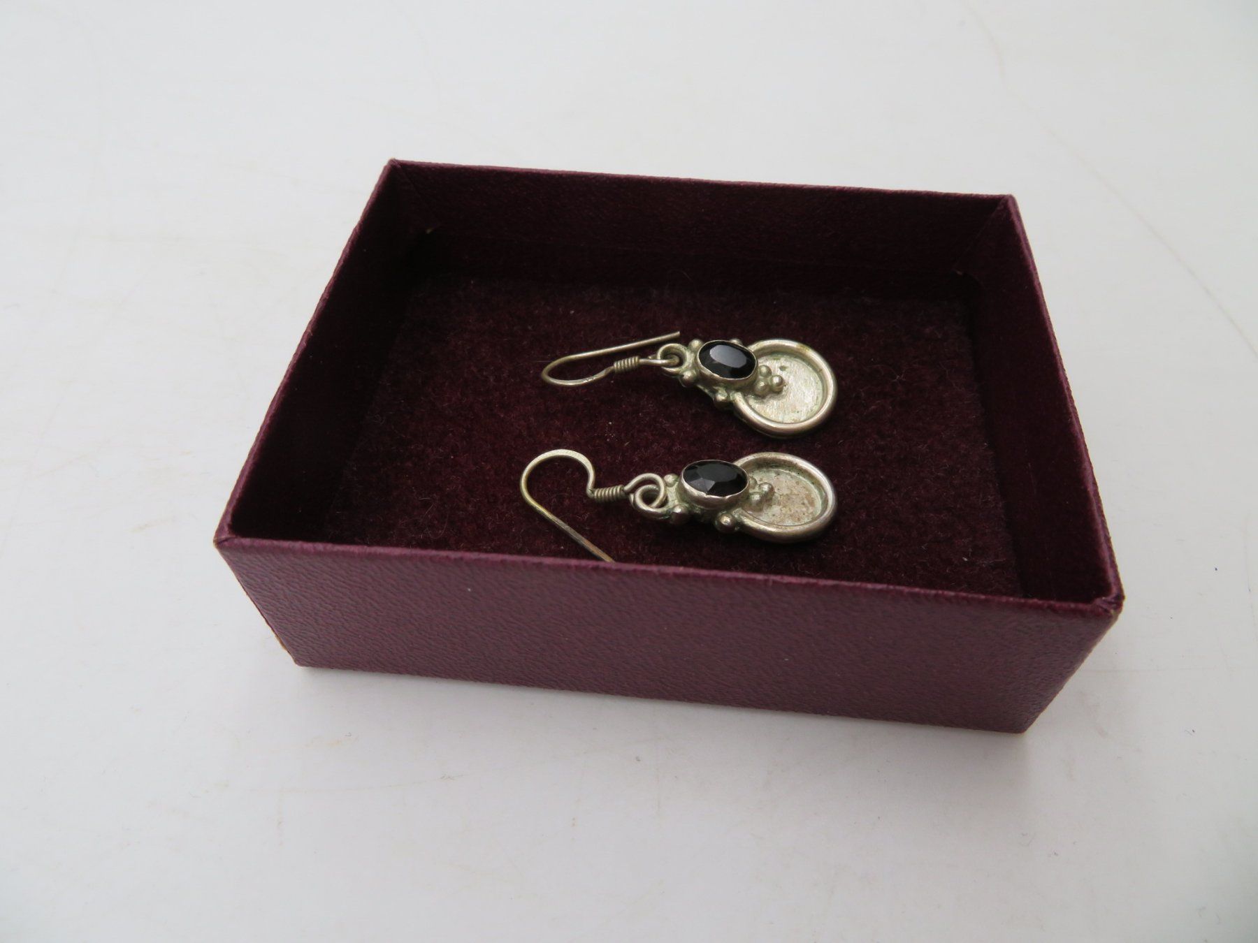 Ohrringe & -stecker: Vintage Silber Ohrhänger Ethno mit Onyx schwarz – Gebraucht aus Reinach BL von WBZ-Flohmarkt 3