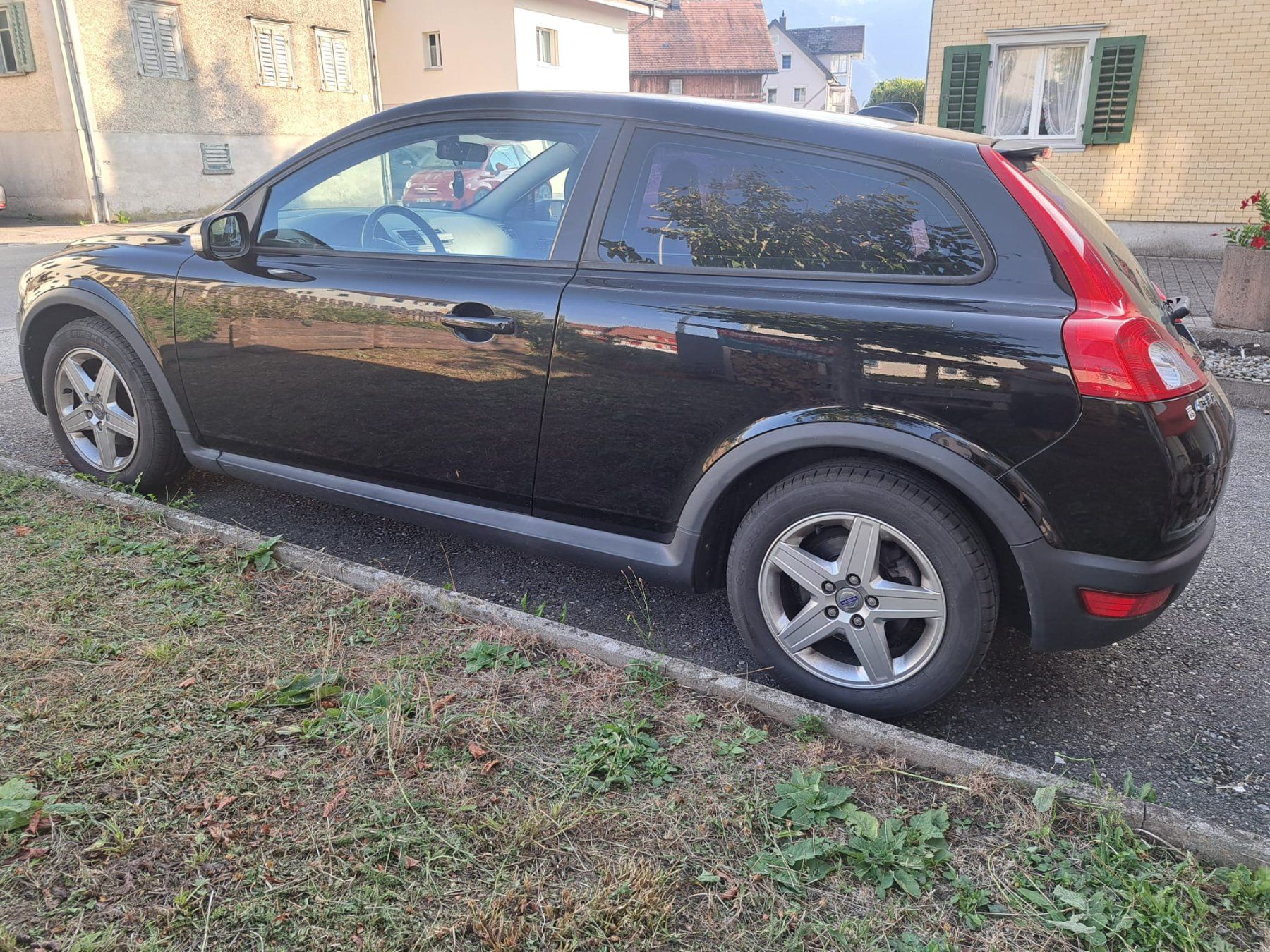Volvo Autos: Volvo C30 1.6D Coupé – D'occasion à Benken SG par Ninaivo