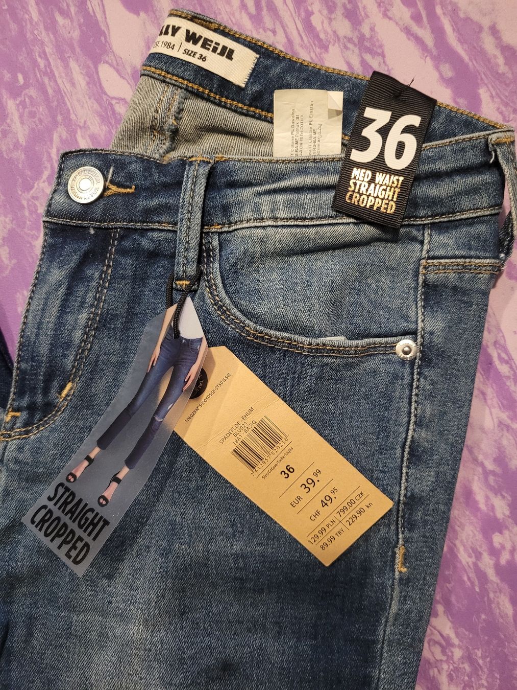 Tally Weijl Jeans: Tally Weijl Cropped Straight jeans – Nuovo e nell'imballaggio originale da Zürich venduto da vic_w2tl 1