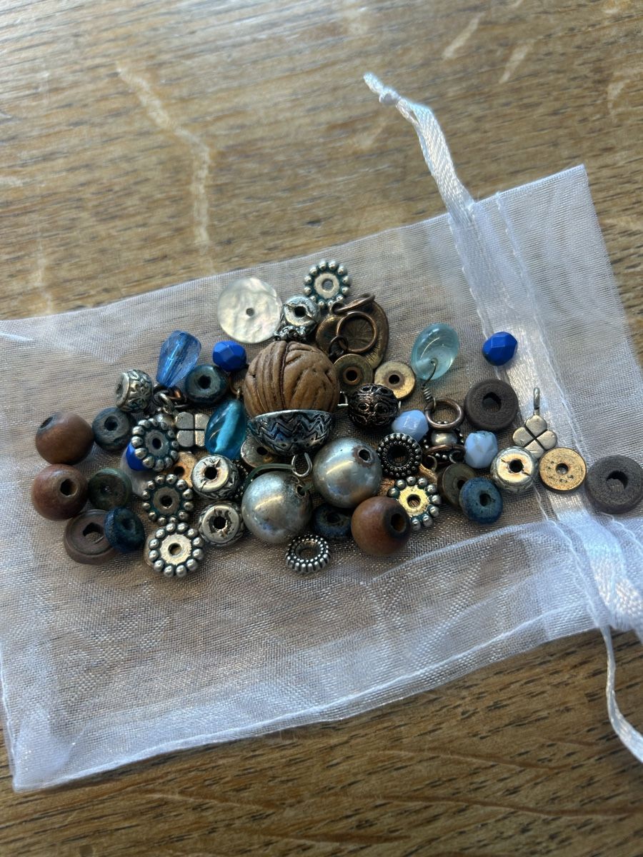 Kits de loisir créatif: Diverse Perlen – Neuf (Voir description) à Wichtrach par henzmann1