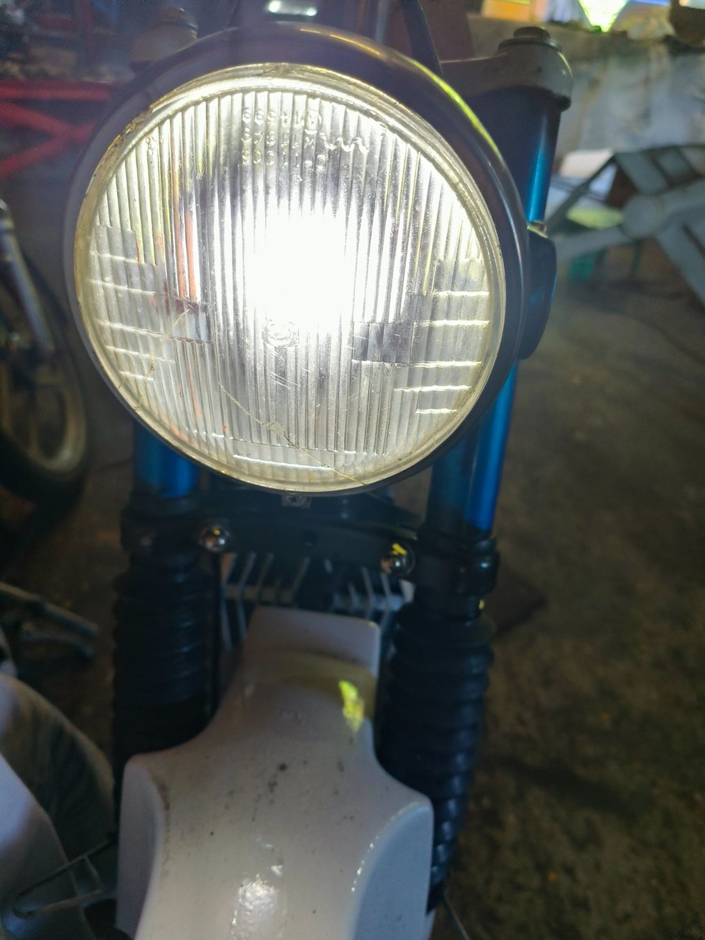 Sachs Ciclomotori: Pony Sachs +Ausweis.LED Lichter – Usato da Fulenbach venduto da Elektronik 5