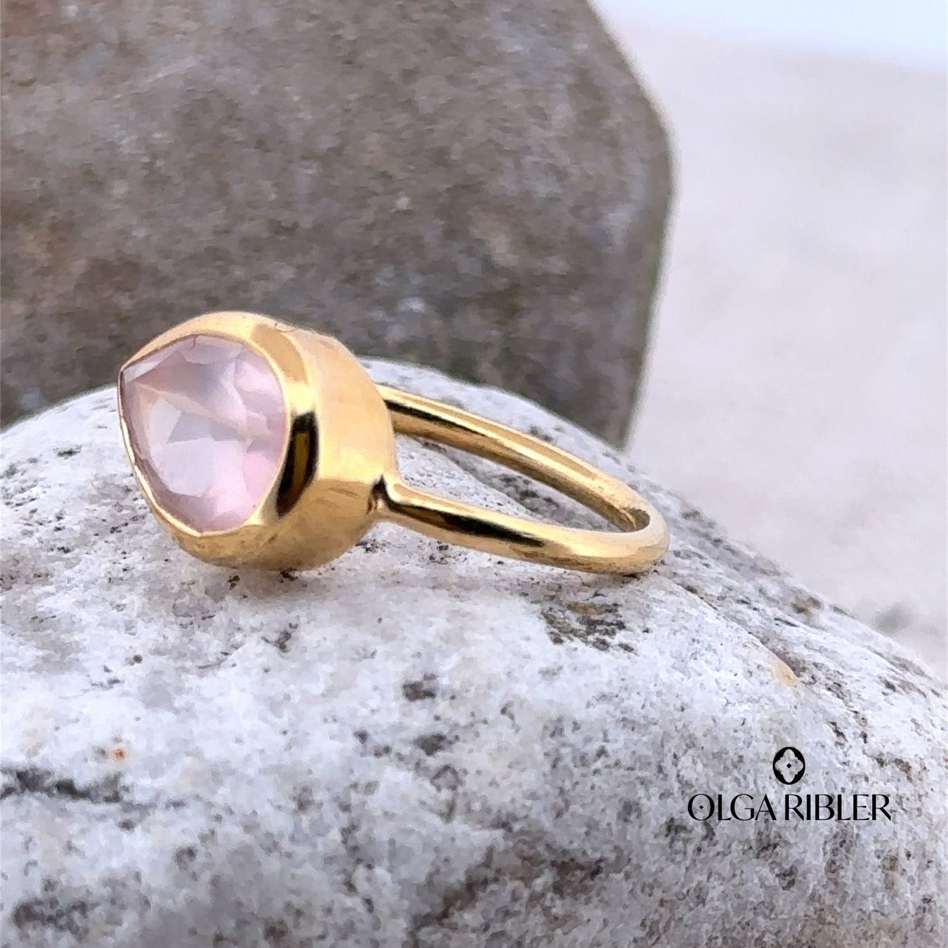 Olga Ribler Anelli: Feiner Silber Ring 925 mit Rosenuarz Grösse 52 – Nuovo (secondo la descrizione) da Luzern venduto da Schmuckoutlet 7