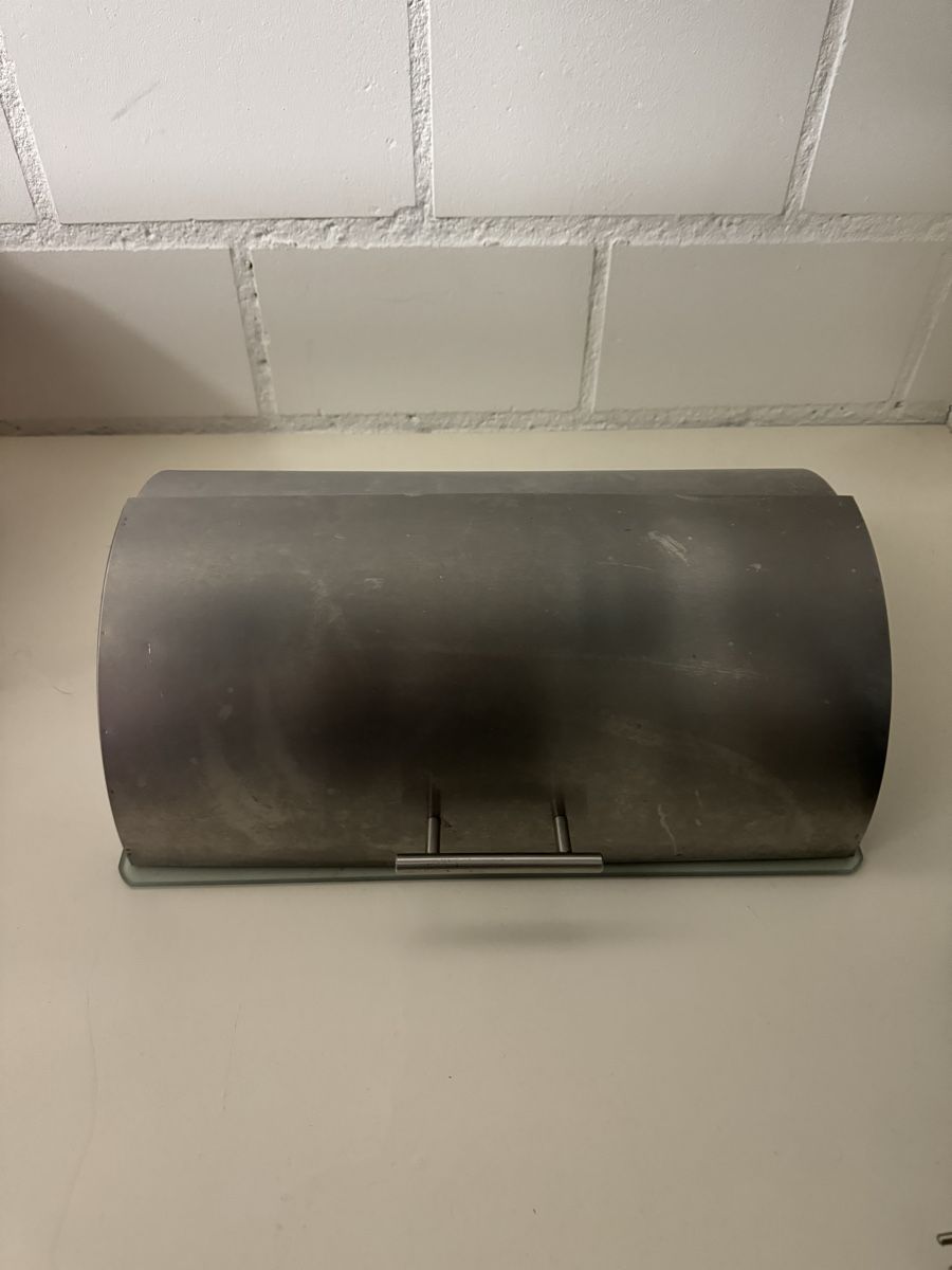 Contenitori & Simili: Brotkasten / Brotbox Glasgestell und Edelstahlabdeckung – Usato da Dübendorf venduto da sha_fx85 1