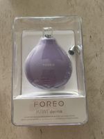FOREO KIWI derma Diamond Microdermabrasion Device