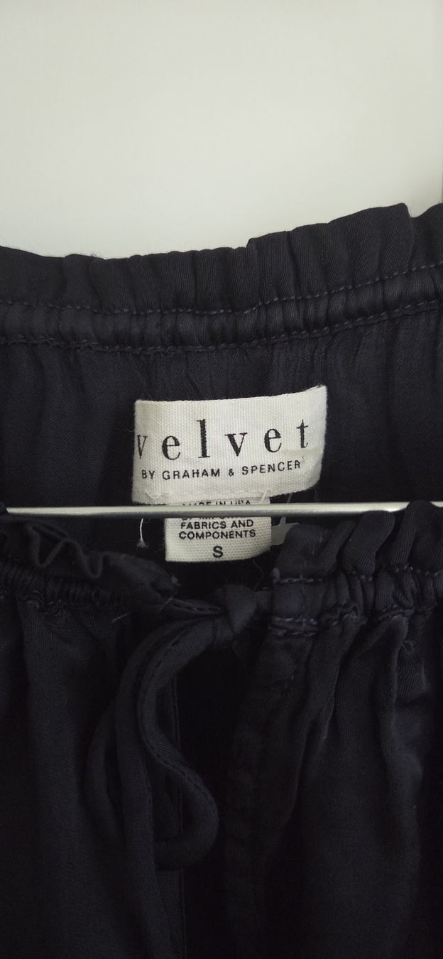 Camicette: Schicke Velvet Bluse, Grösse S – Usato da Hellbühl venduto da Veci02 1