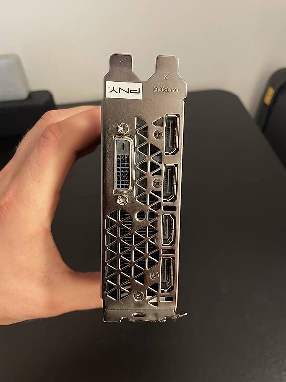 Nvidia Cartes graphiques: GTX 1080 – D'occasion à Ebikon par strugadrian 1