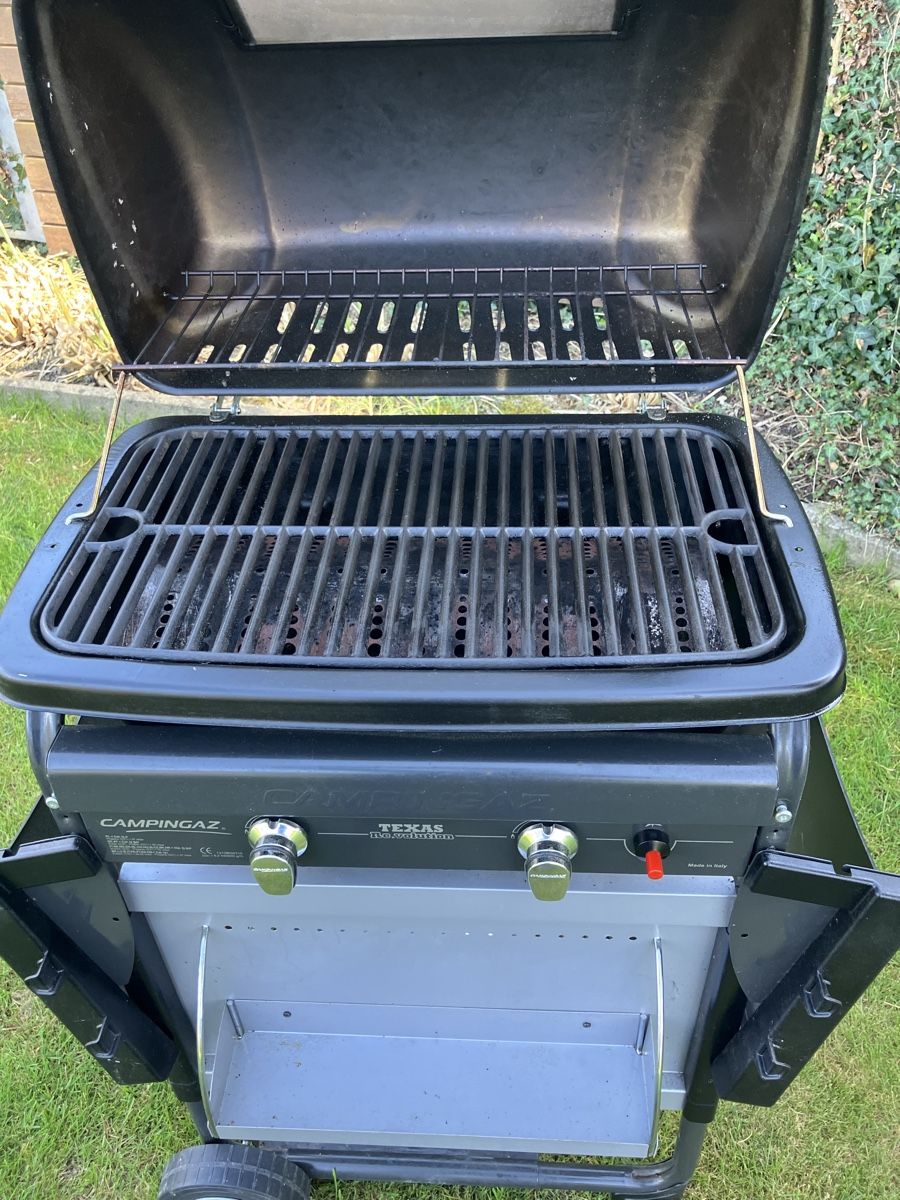 Griglie: Gasgrill – Usato da Thunstetten venduto da BAAP 2