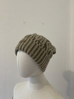 Columbia Women's Winter Hat with Pom Pom, Excellent! (52)
