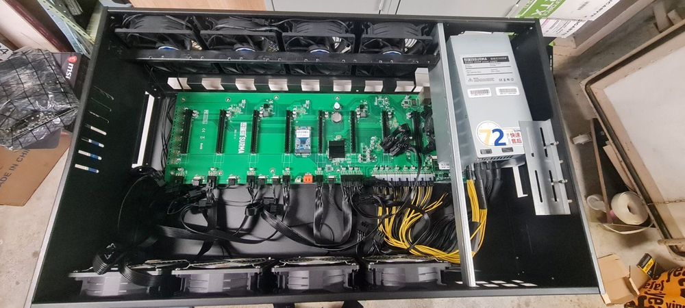 Mining rig complet avec Windows 10 pro | Kaufen auf Ricardo