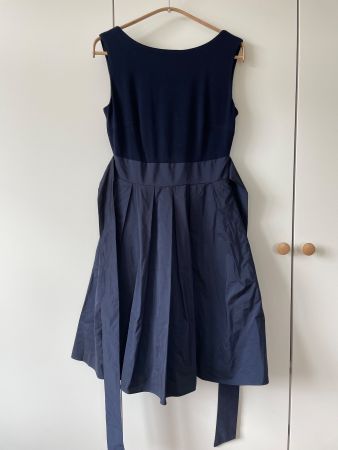 Elegantes SWING Kleid Dunkelblau Taffeta/Jersey Gr. 36