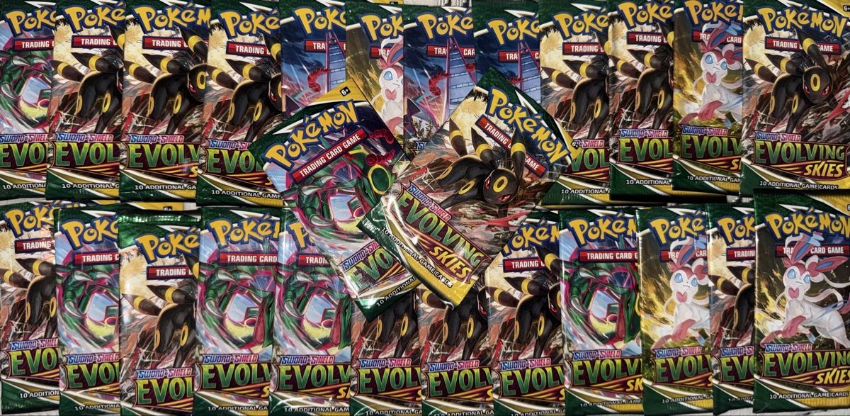Pokémon Carte collezionabili: Pokémon Boosterpack-Verpackungen Evolving Skies – Usato da Bern venduto da Ludixii