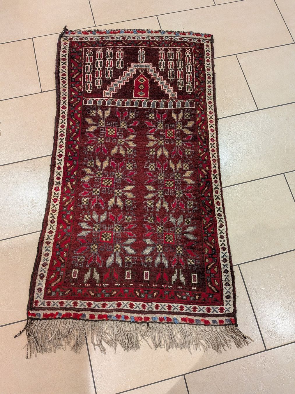 Tapis: Roter Beluch Teppich – D'occasion à Zürich par seb_q2mx