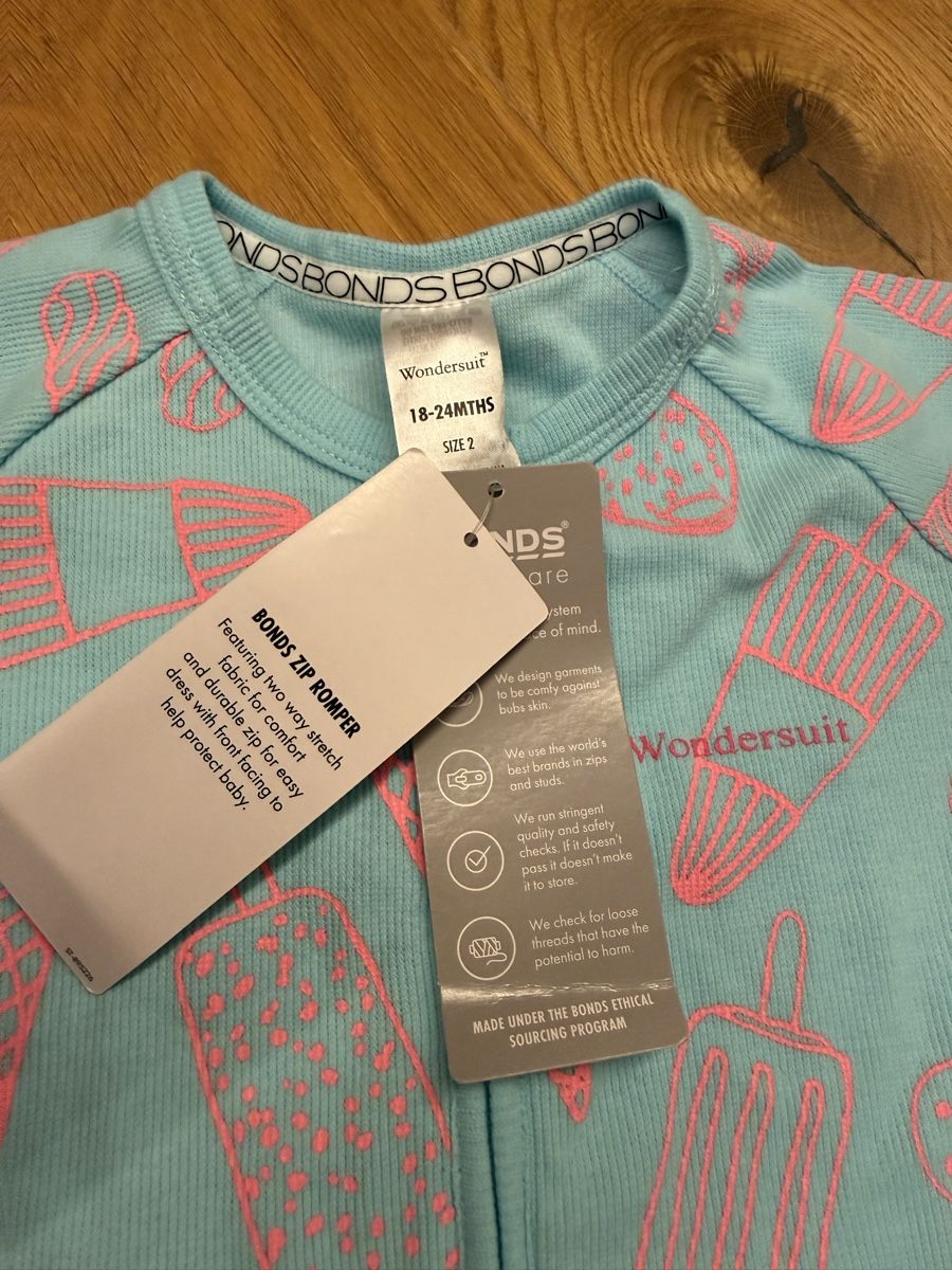 Kleider & Röcke: Röckli & Jumpsuit – Neu und originalverpackt aus Winterthur von 2mirj 8