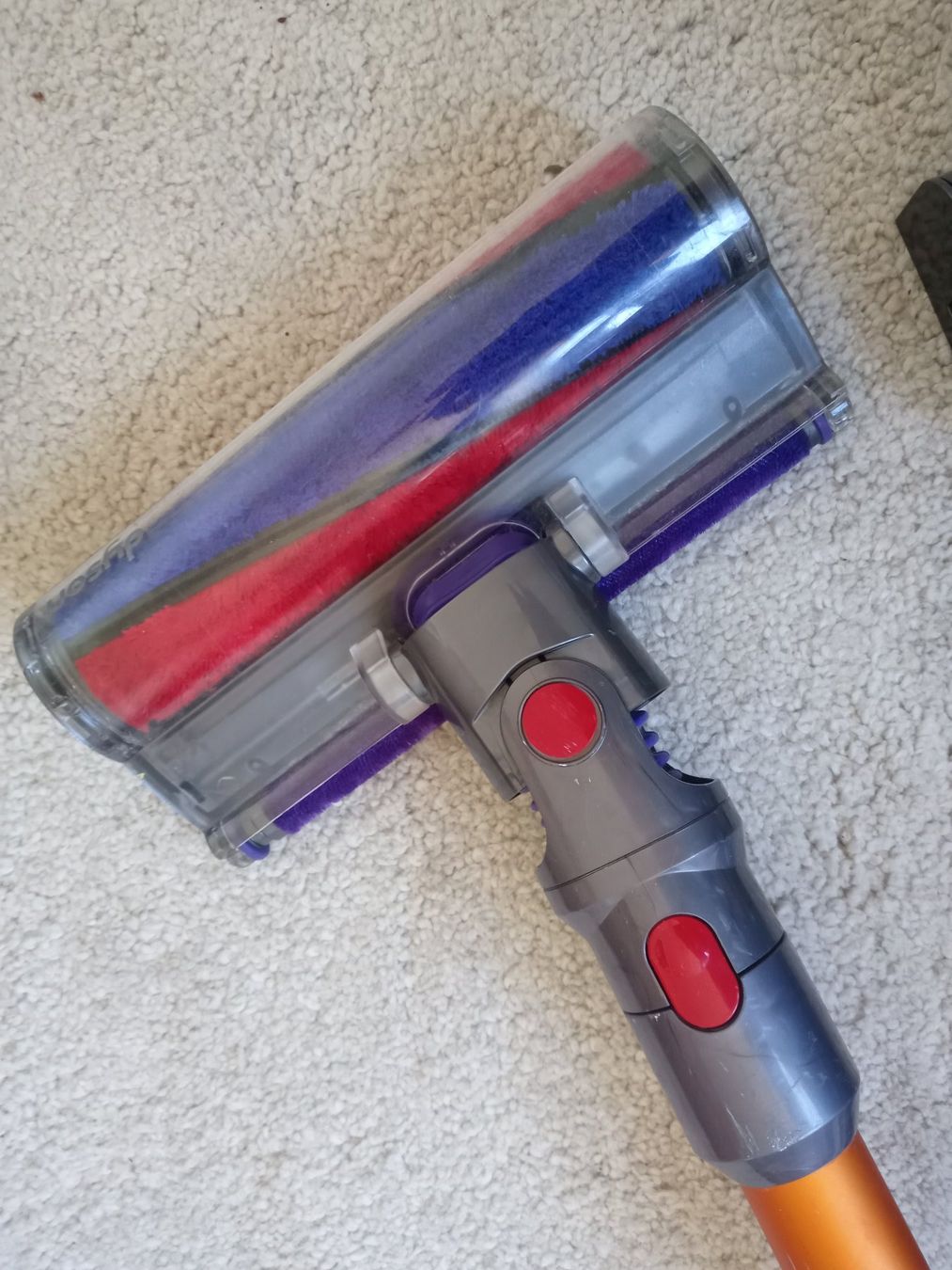 Dyson Aspirateurs & Accessoires: Handstaubsauger Dyson V8 – D'occasion à Prez-vers-Siviriez par Monija70 5