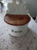 Französische Mehl behalter