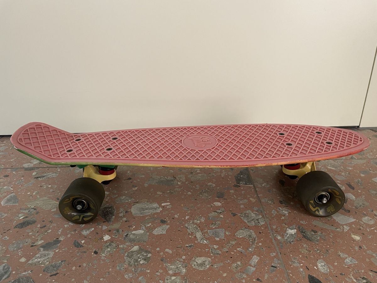 Skateboards: Skateboard  – Usato da Sursee venduto da hujan