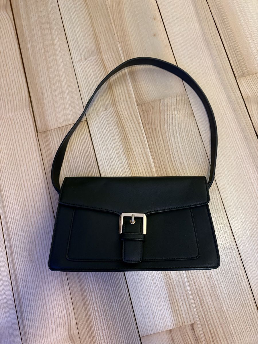 Taschen: Even&Odd Handtasche schwarz – Neu (gemäss Beschreibung) aus Basel von anschla.