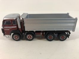 ACE 85.002309 Saurer/Berna  F8x4 Kipper Wuthrich