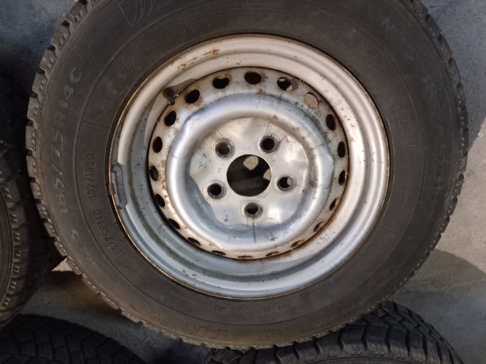 Räder VW Bus T3 (Gebraucht) in Lütisburg für CHF 1 – nur Abholung auf ...