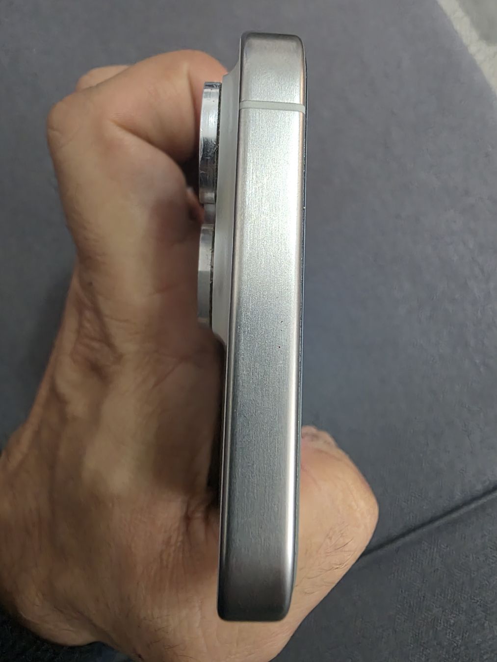 Apple Telefoni cellulari / Smartphones: Iphone 15 pro max  – Usato da Glis venduto da jan_5gbp 4