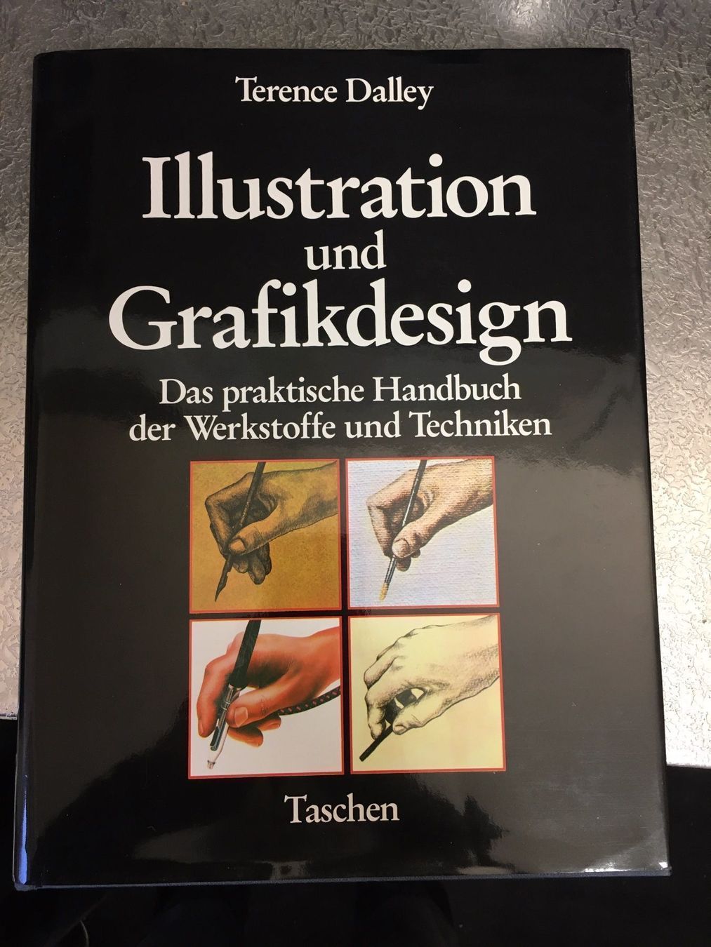 Livres: Illustration und Graphikdesign  -  neuwertig – Neuf (Voir description) à Bern par rewe45
