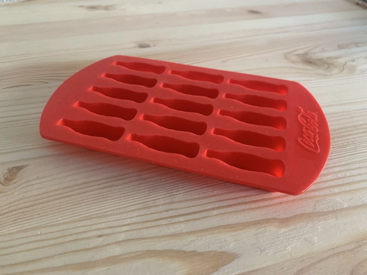 Teglie da forno: Eiswürfelform - Coca-Cola Flaschen – Usato da Zürich venduto da Leonieonie. 2