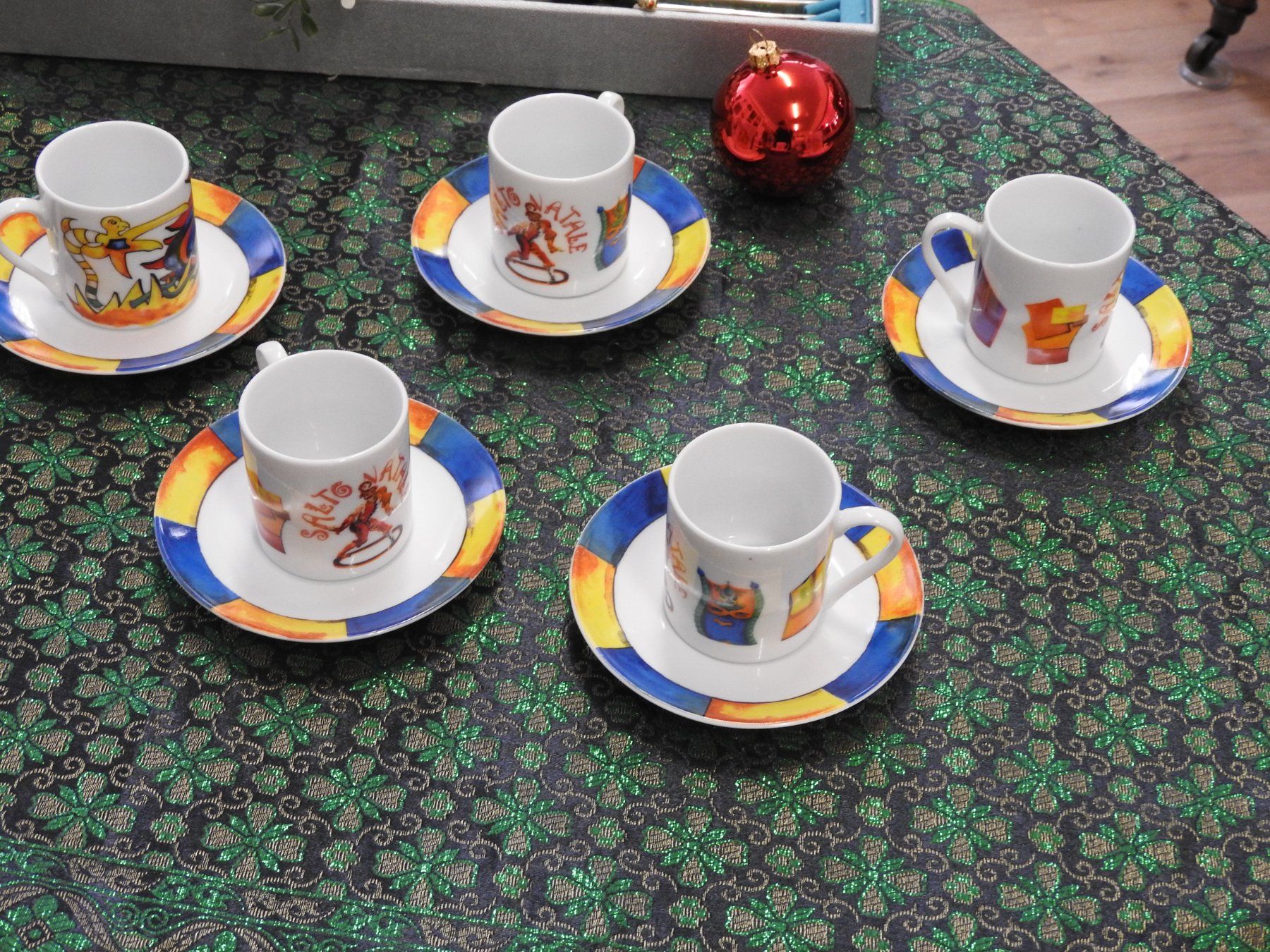 Geschirrsets: Mocca / Espresso Tassen "Salto Natale" – Gebraucht aus Stetten AG von Brissago25 4