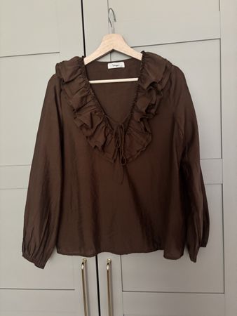 Damen Bluse braun Grösse TU mit Rüschenkragen