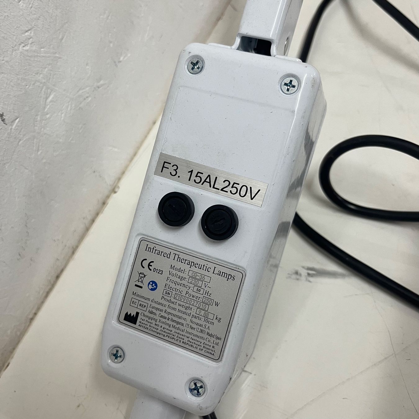 Lampen: Infrarot Wärmelampe – Gebraucht aus Niederdorf von LeptonAG_Labor 3