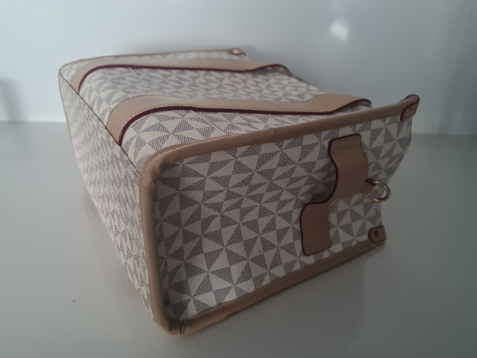 Taschen für Damen: Handtasche – Gebraucht aus Steinen von turbogeiss99 4