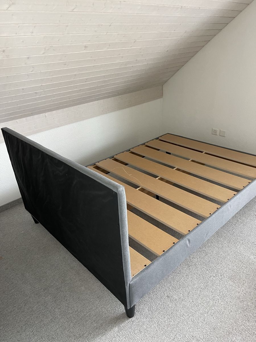 Ikea Lits: Ikea Bett anthrazith – D'occasion à Dorf par Leony22 1