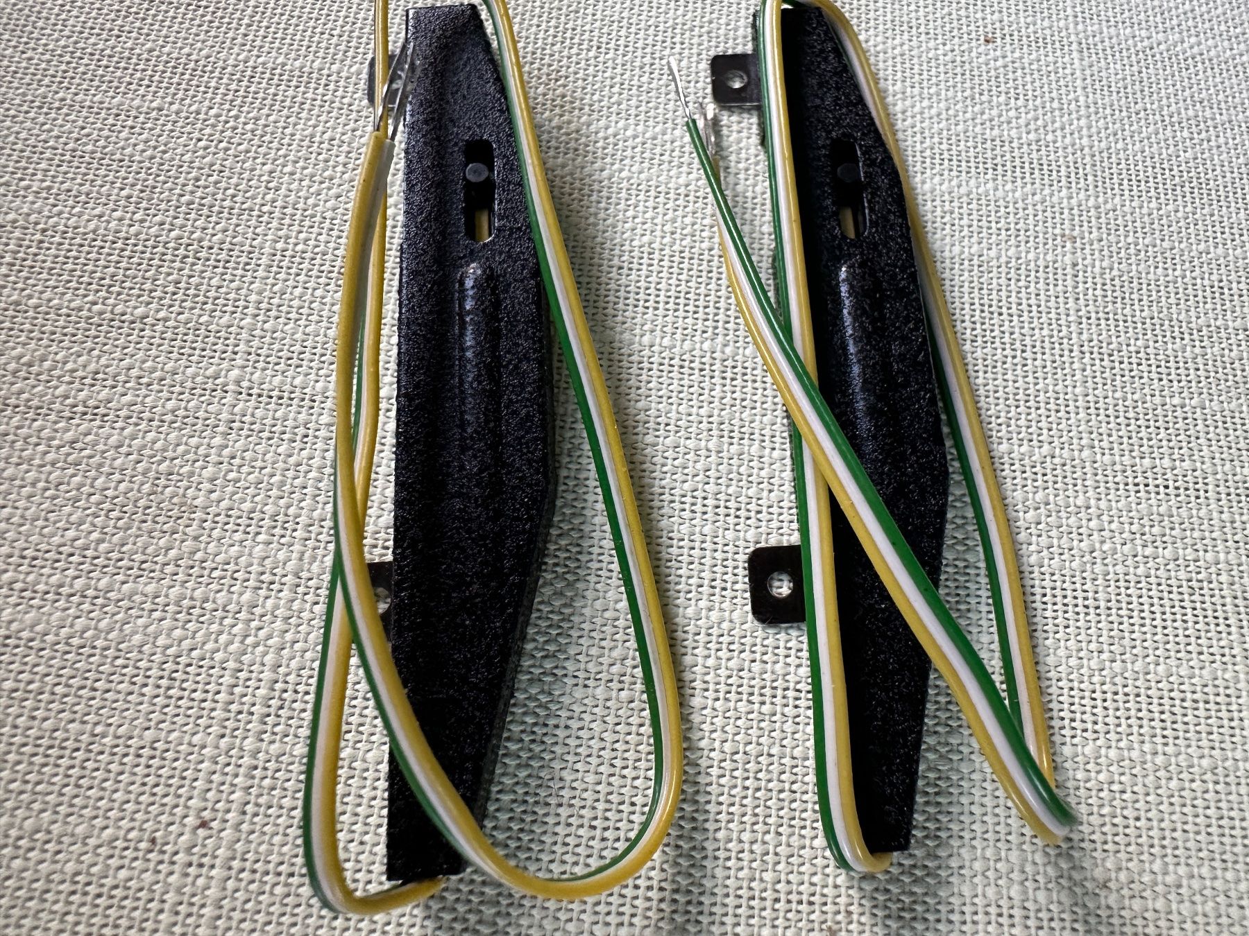 Trix Modelleisenbahnen: Minitrix 4933 Weichenantriebspaar rechts – Neu und originalverpackt aus Burgdorf von Gedora