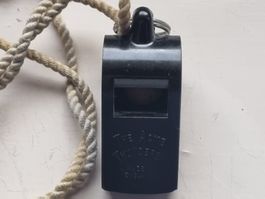 Sifflet The Acme Thunderer noir avec cordon, made in England