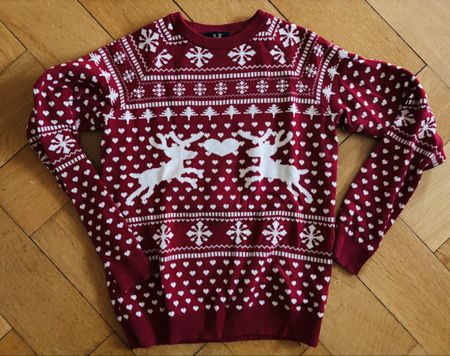 Weihnachtspullover, 152