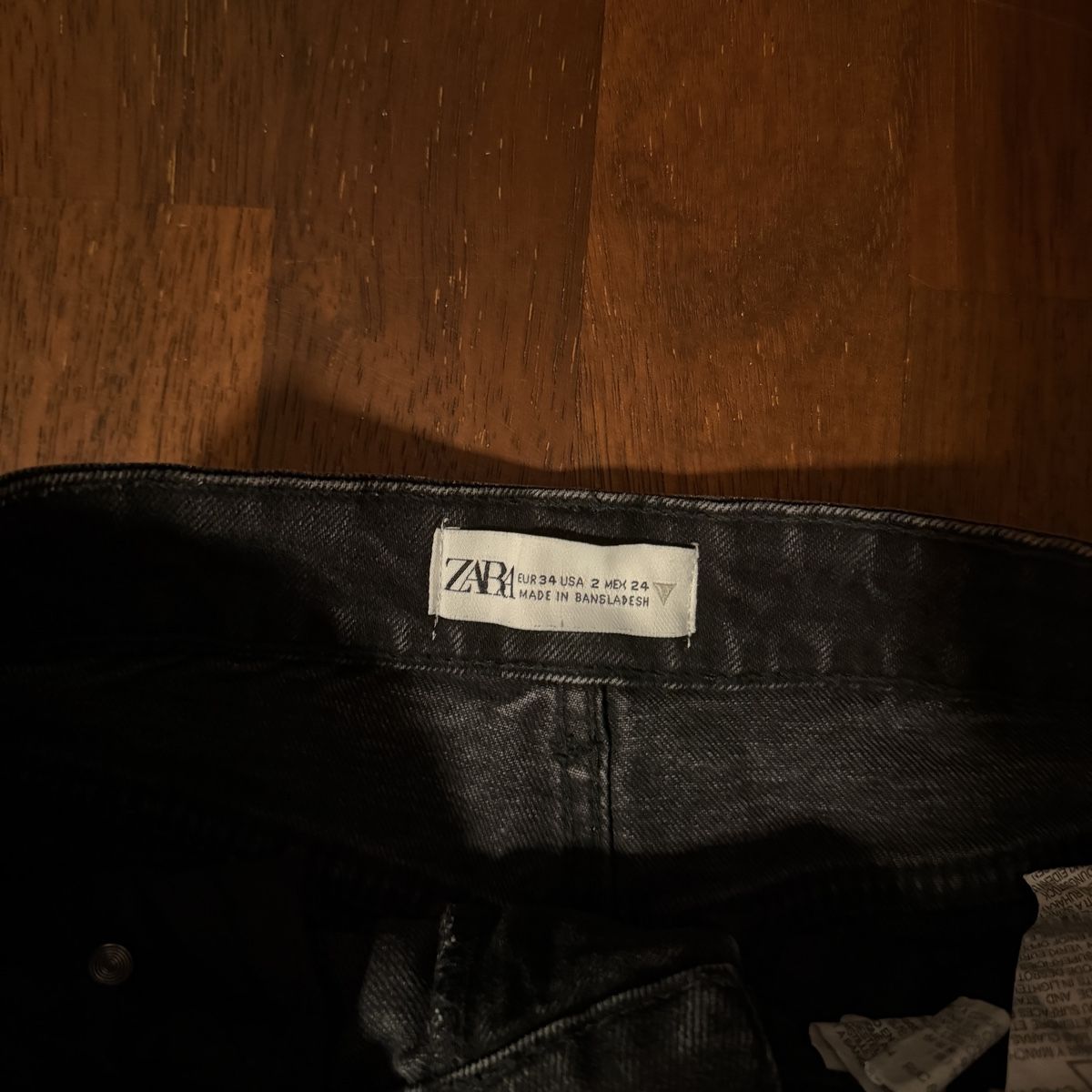 Zara Hosen: Zara | Shorts XS/34 – Gebraucht aus Uetikon am see von seller.2020 2