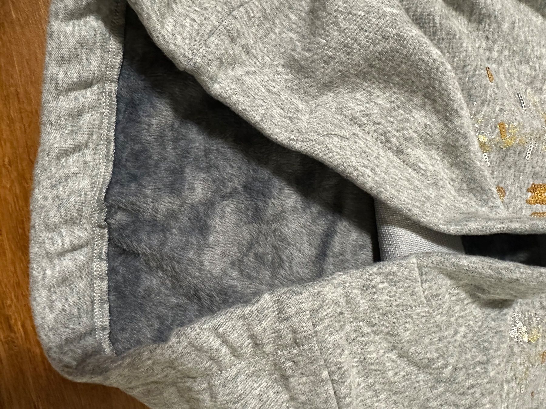 Maglioni & Felpe: NEU Pullover Kapuzenpullover Grösse 122 – Nuovo (secondo la descrizione) da Busswil venduto da billib 2
