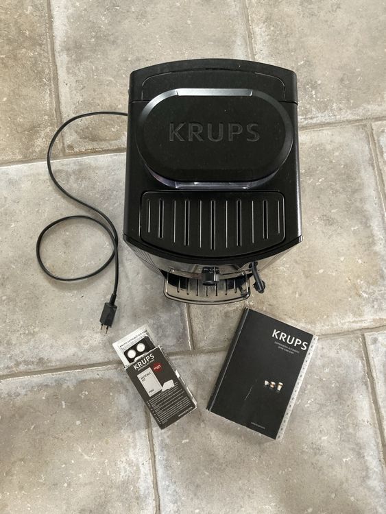 Krups Macchine per caffè & Macchine per espresso: Krups Espresseria Automatic Serie EA81 – Usato da Steinmaur venduto da Poleni 1